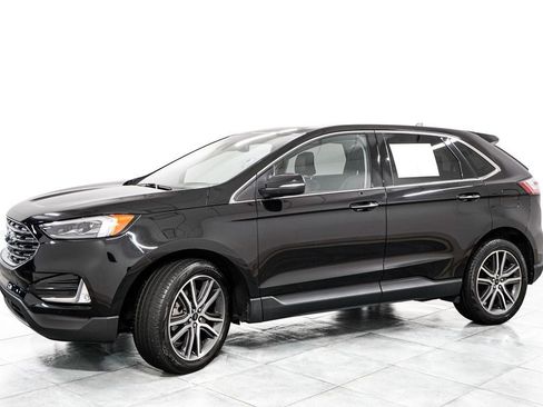 Used 2024 Ford Edge Titanium w/ Equipment Group 301A AWD/4WD image 4