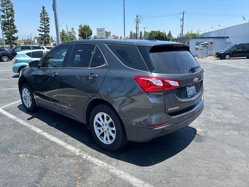 Used 2019 Chevrolet Equinox LS FWD image 3