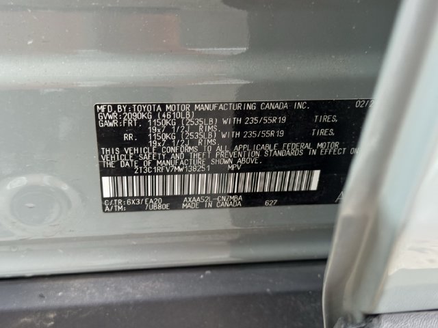 Used 2021 Toyota RAV4 XLE Premium FWD image 37