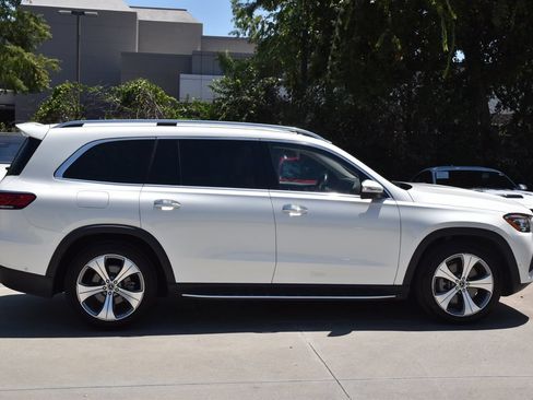 Used 2021 Mercedes-Benz GLS 450 4MATIC image 6