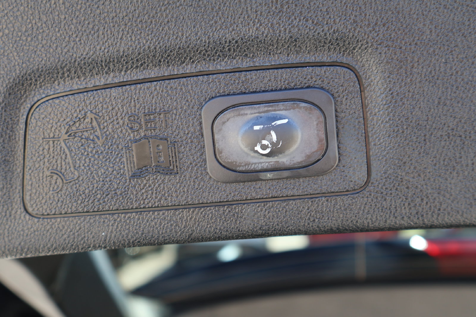 Used 2018 Lincoln MKC Reserve AWD/4WD image 12