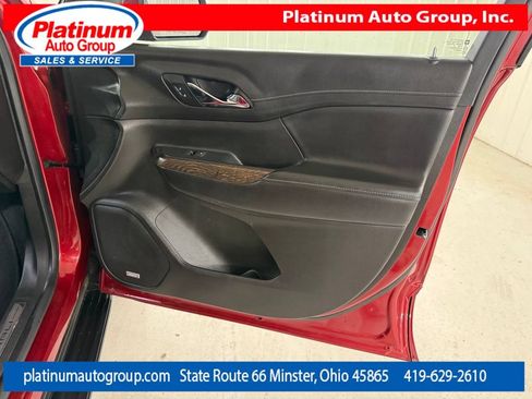 Used 2021 GMC Acadia Denali w/ Denali Ultimate Package AWD/4WD image 47
