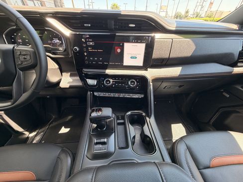 Used 2025 GMC Sierra 1500 AT4 AWD/4WD image 14