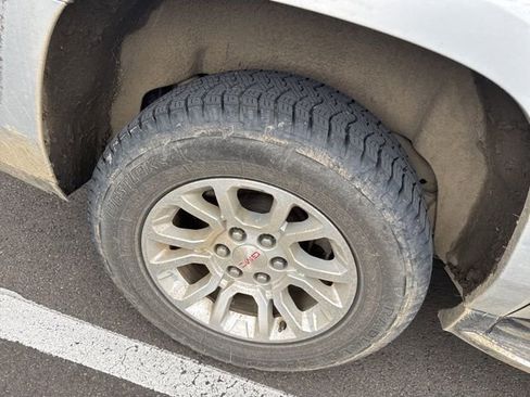 Used 2019 GMC Yukon XL SLT w/ Open Road Package image 6