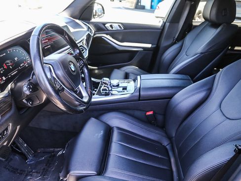 Used 2019 BMW X5 xDrive40i w/ Premium Package 2 AWD/4WD image 16