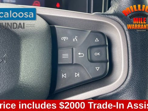 Used 2023 Ford Bronco Badlands image 19