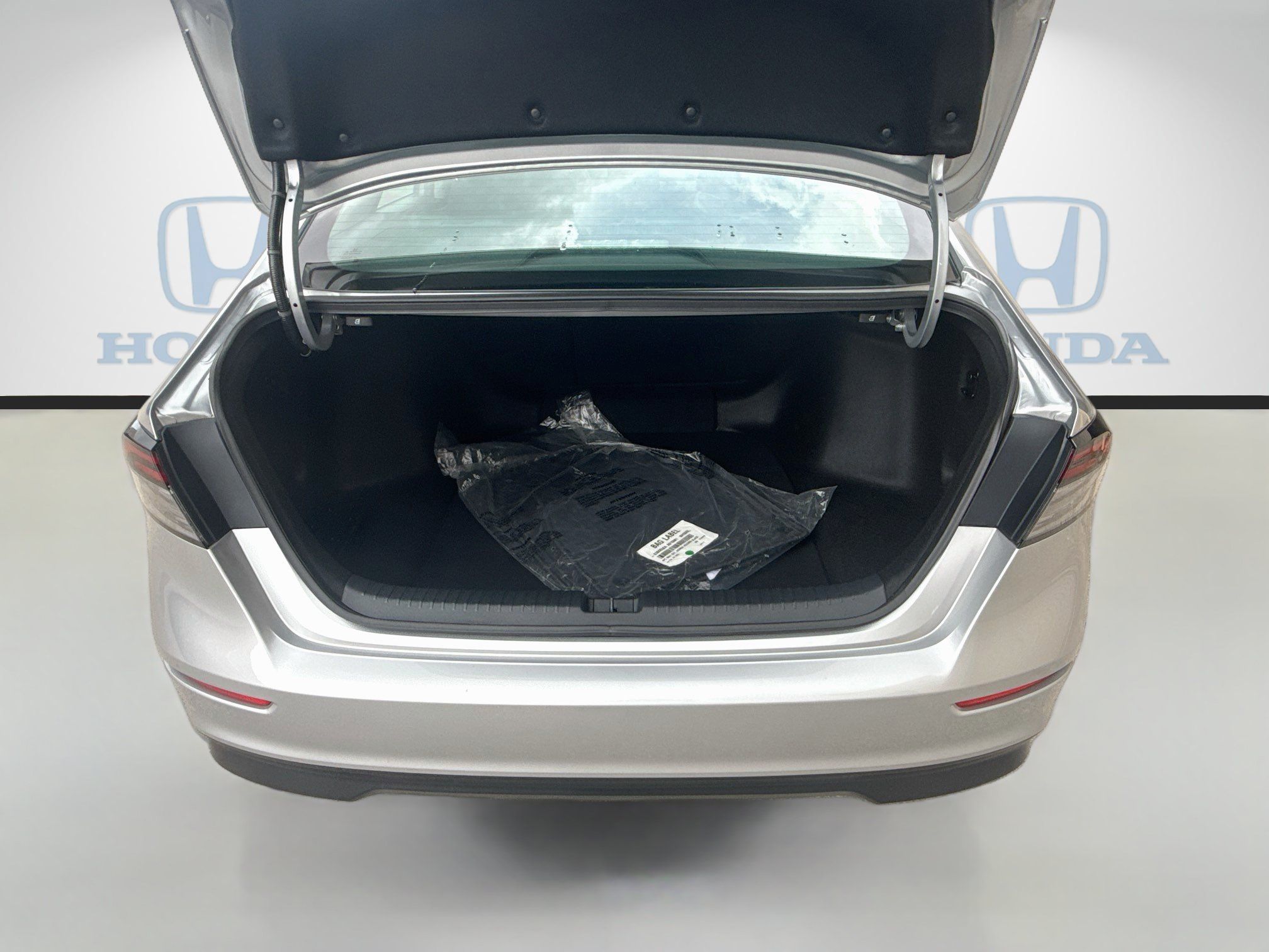 Certified 2024 Honda Accord EX image 25