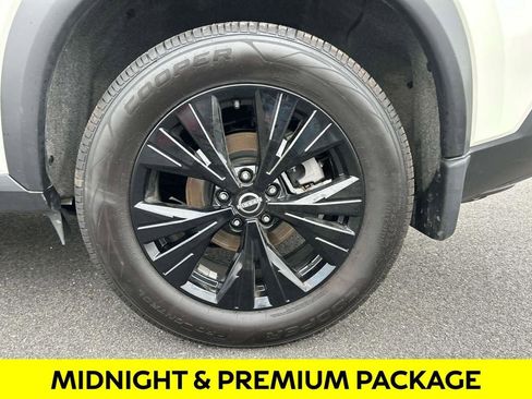 Used 2023 Nissan Rogue SV w/ SV Premium B Package AWD/4WD image 30