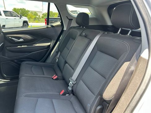 Used 2022 GMC Terrain SLE w/ Driver Convenience Package AWD/4WD image 35