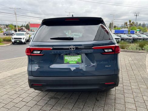 New 2026 Toyota Grand Highlander AWD image 4