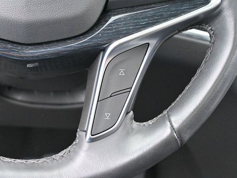 Certified 2025 Cadillac XT5 Premium Luxury image 19