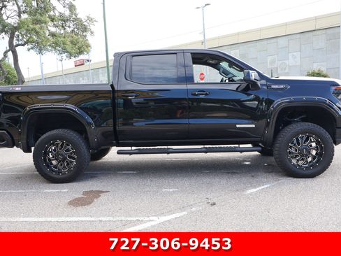 Used 2023 GMC Sierra 1500 Elevation w/ Preferred Package AWD/4WD image 10