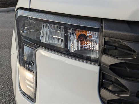 Certified 2025 Ford Maverick XL image 10