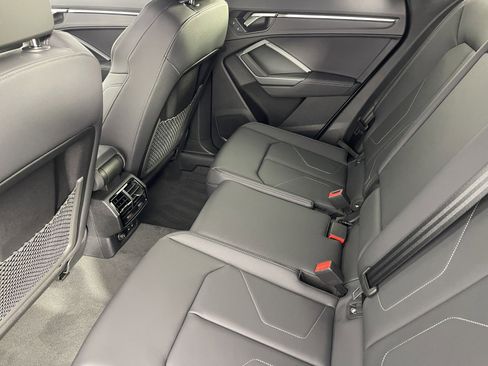 New 2025 Audi Q3 2.0T Premium image 35
