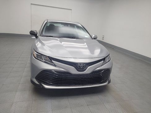 Used 2020 Toyota Camry LE image 14