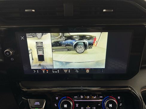 Used 2024 GMC Sierra 1500 AT4 w/ Technology Package image 23