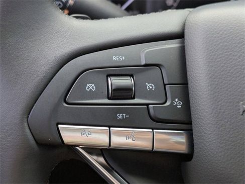 New 2025 Cadillac XT6 Luxury image 26