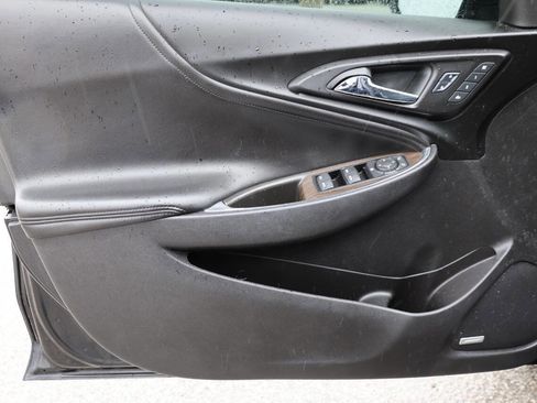 Used 2016 Chevrolet Malibu Premier image 12