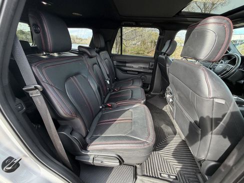 Used 2019 Ford Expedition Limited w/ Equipment Group 303A image 14