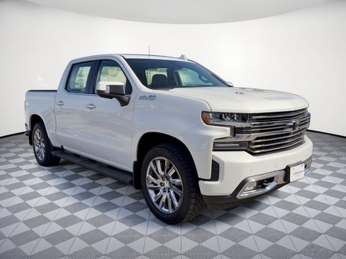 Certified 2019 Chevrolet Silverado 1500 High Country w/ High Country Premium Package AWD/4WD image 7