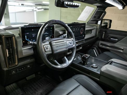 Used 2024 GMC Hummer EV 3X AWD/4WD image 4