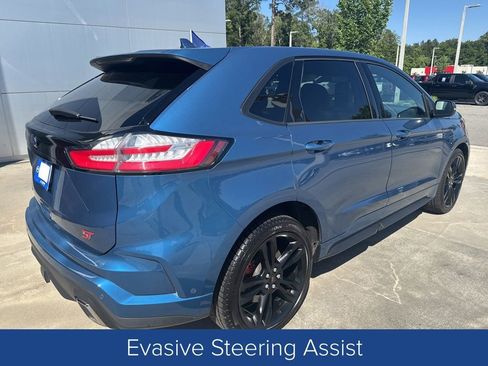 Certified 2019 Ford Edge ST w/ Equipment Group 401A AWD/4WD image 7