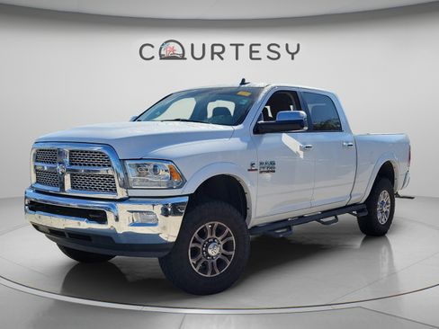 Used 2018 RAM 2500 Laramie AWD/4WD image 1