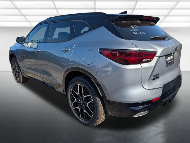 New 2026 Chevrolet Blazer RS w/ Driver Confidence II Package FWD image 2