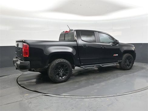 Used 2022 Chevrolet Colorado Z71 w/ Z71 Midnight Edition image 4