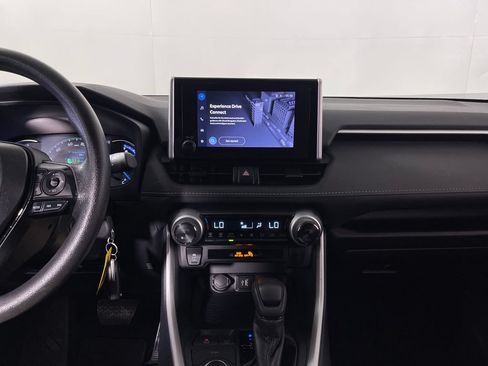 Certified 2025 Toyota RAV4 LE AWD/4WD image 15