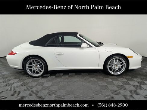 Used 2011 Porsche 911 Carrera 4 image 8