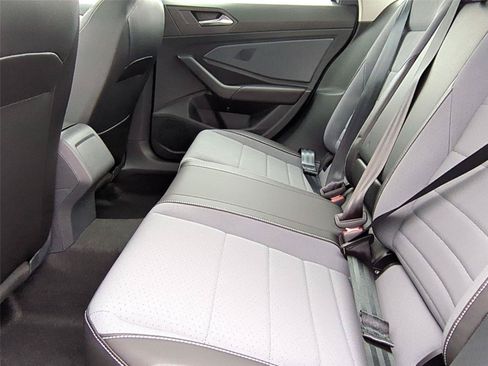 New 2026 Volkswagen Jetta SE FWD image 16