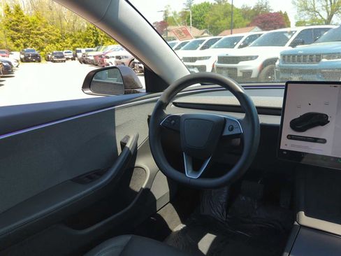 Used 2024 Tesla Model 3 Standard Range RWD image 28