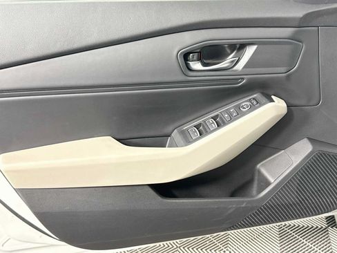 Used 2023 Honda Accord EX image 30
