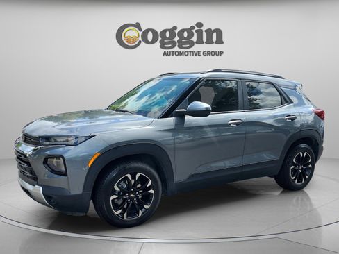 Used 2022 Chevrolet TrailBlazer LT w/ Premium Seating Package FWD image 1