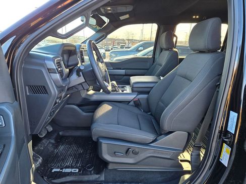 Used 2025 Ford F150 XLT w/ Equipment Group 302A MID image 15