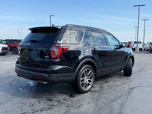 Used 2018 Ford Explorer Sport AWD/4WD image 2