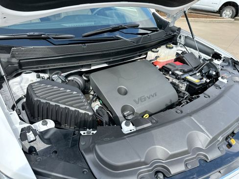 Used 2023 Chevrolet Traverse Premier image 27