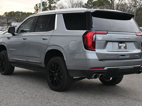 Used 2025 GMC Yukon Denali Ultimate image 11