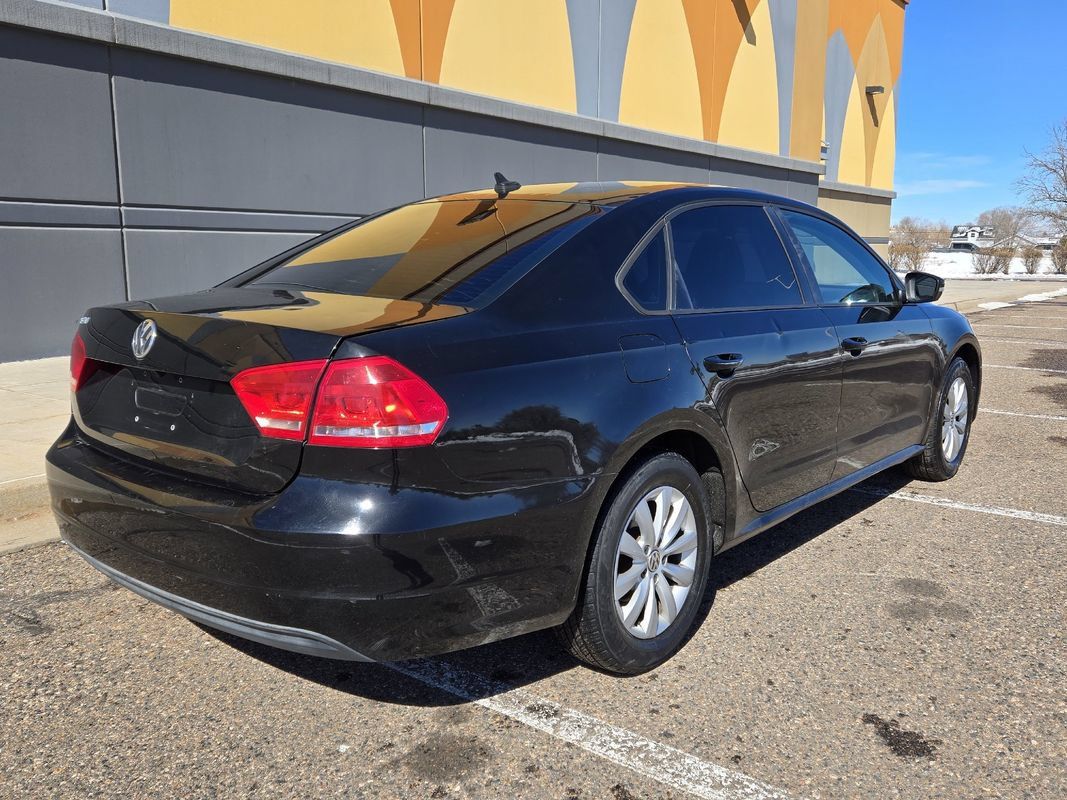 Used 2014 Volkswagen Passat 2.5 S FWD image 4