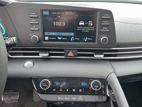 New 2026 Hyundai Elantra Hybrid FWD image 8