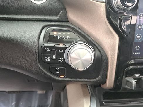 Used 2022 RAM 1500 Laramie image 26