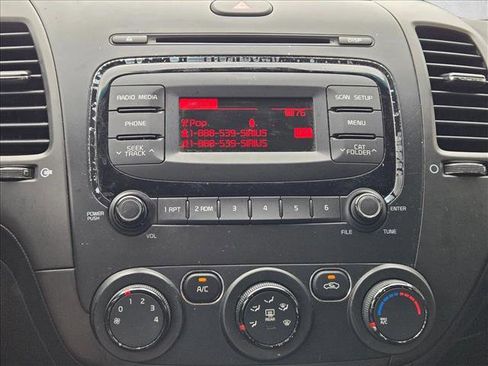 Used 2018 Kia Forte LX FWD image 7