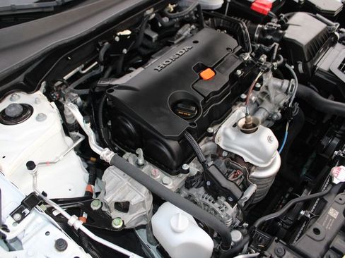 Used 2024 Honda Civic Sport image 25