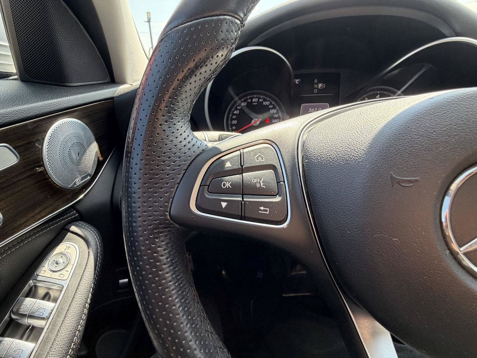 Used 2015 Mercedes-Benz C 300 4MATIC Sedan image 17