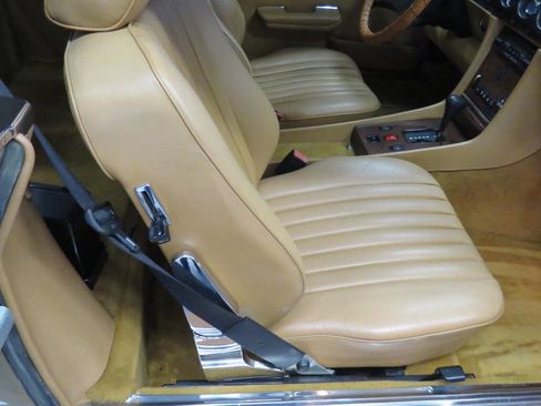 Used 1988 Mercedes-Benz 560 SL image 69