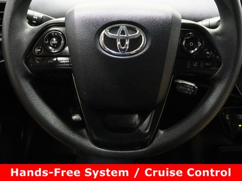 Used 2020 Toyota Prius L Eco image 22