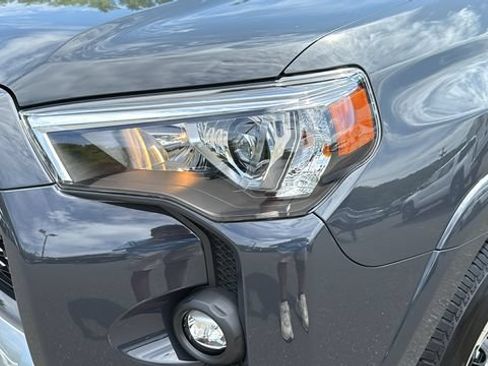 Used 2024 Toyota 4Runner TRD Off-Road AWD/4WD image 7