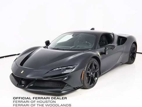 Used 2023 Ferrari SF90 Stradale AWD/4WD image 6