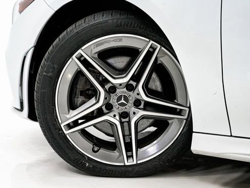 Used 2022 Mercedes-Benz CLA 250 4MATIC w/ AMG Line image 25